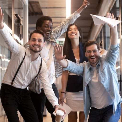 قسم شؤون العاملين في شركة "نيو هوم"