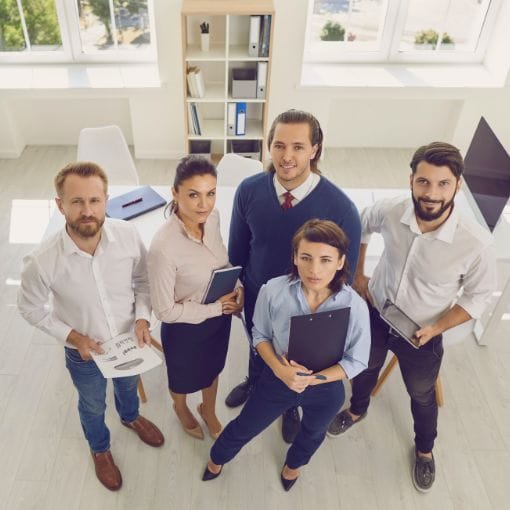 قسم شؤون العاملين في شركة "نيو هوم"